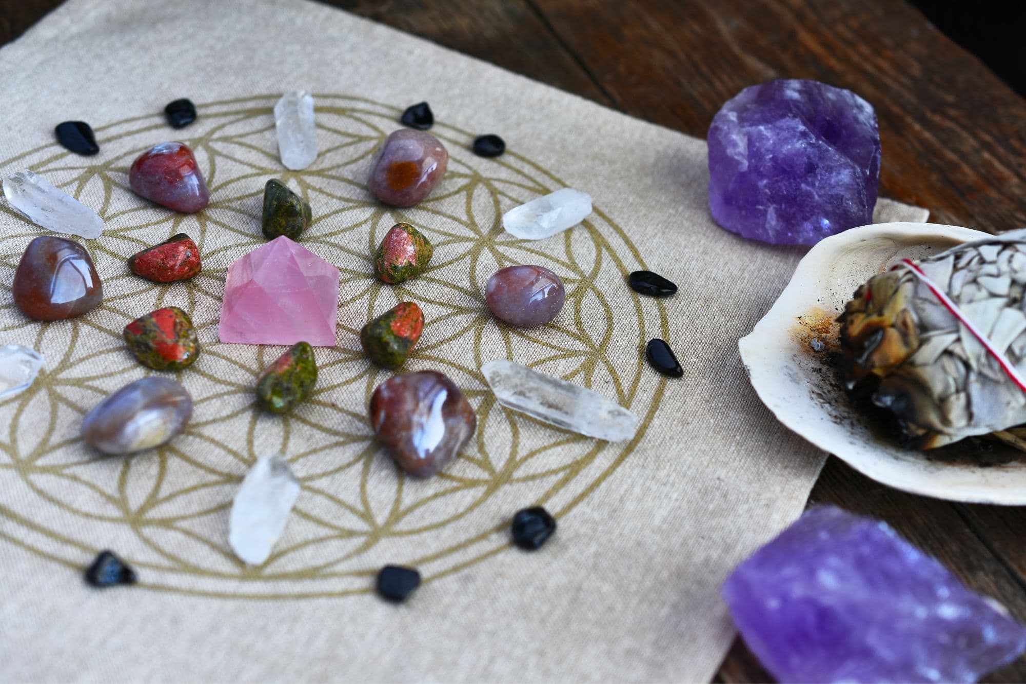 How to Manifest with Crystals Step-By-Step