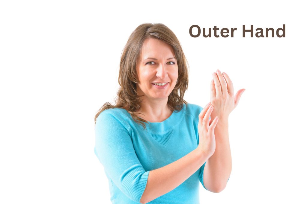Outer hand tapping point